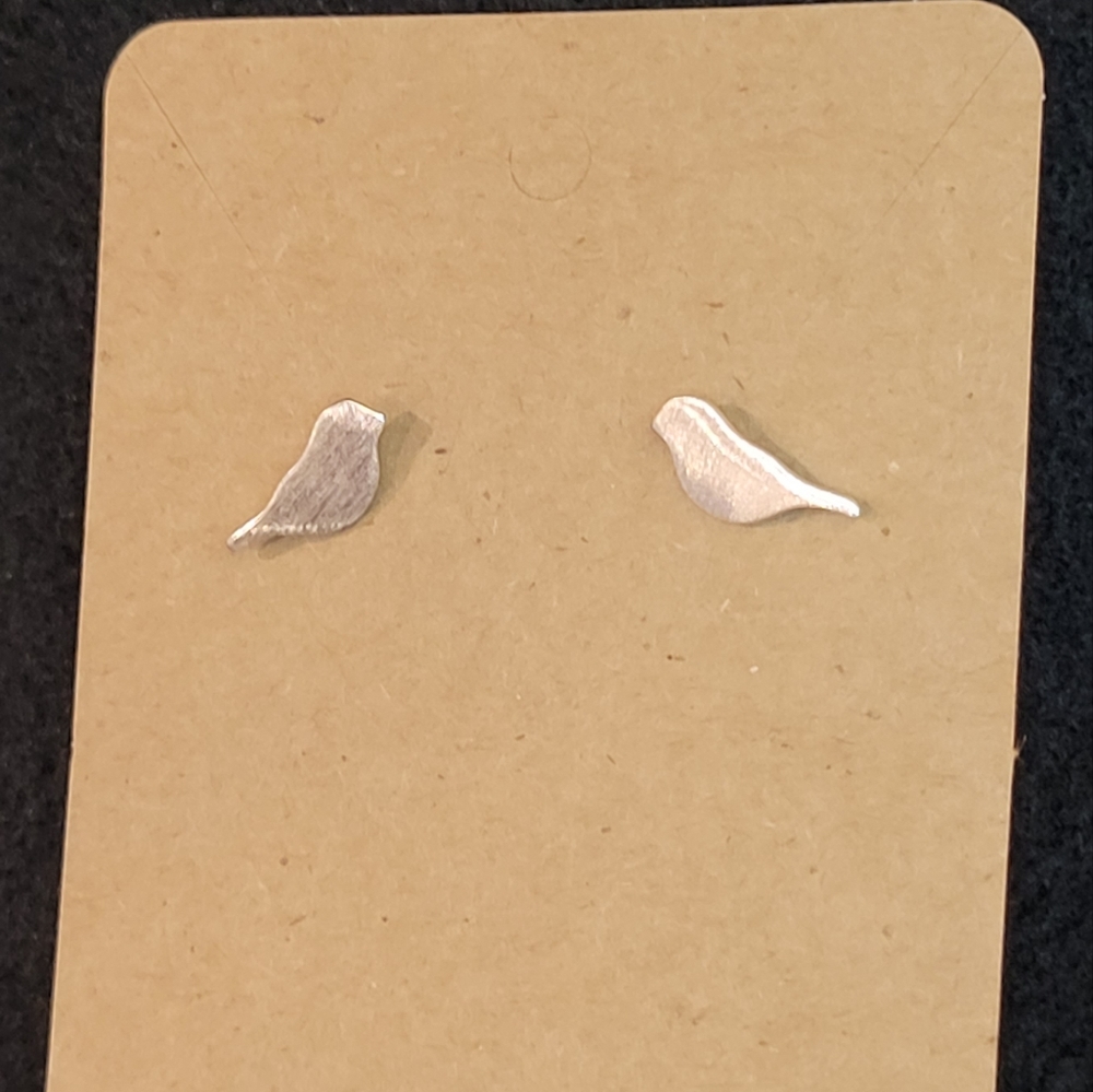 Silver bird post earrings NWOT